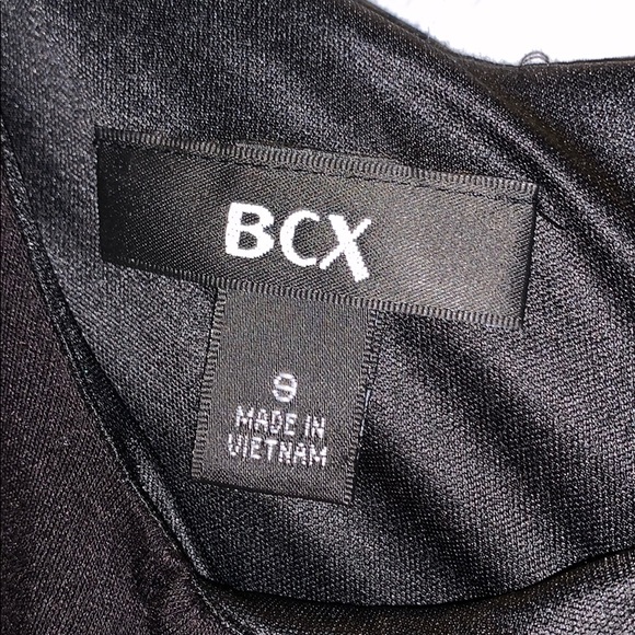 black and gray dress comes with belt! (size 9) - Picture 5 of 5